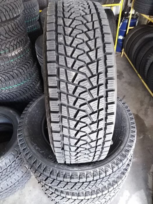 Opony Profil 235/60 R18 Nordic 4x4 Collin"s