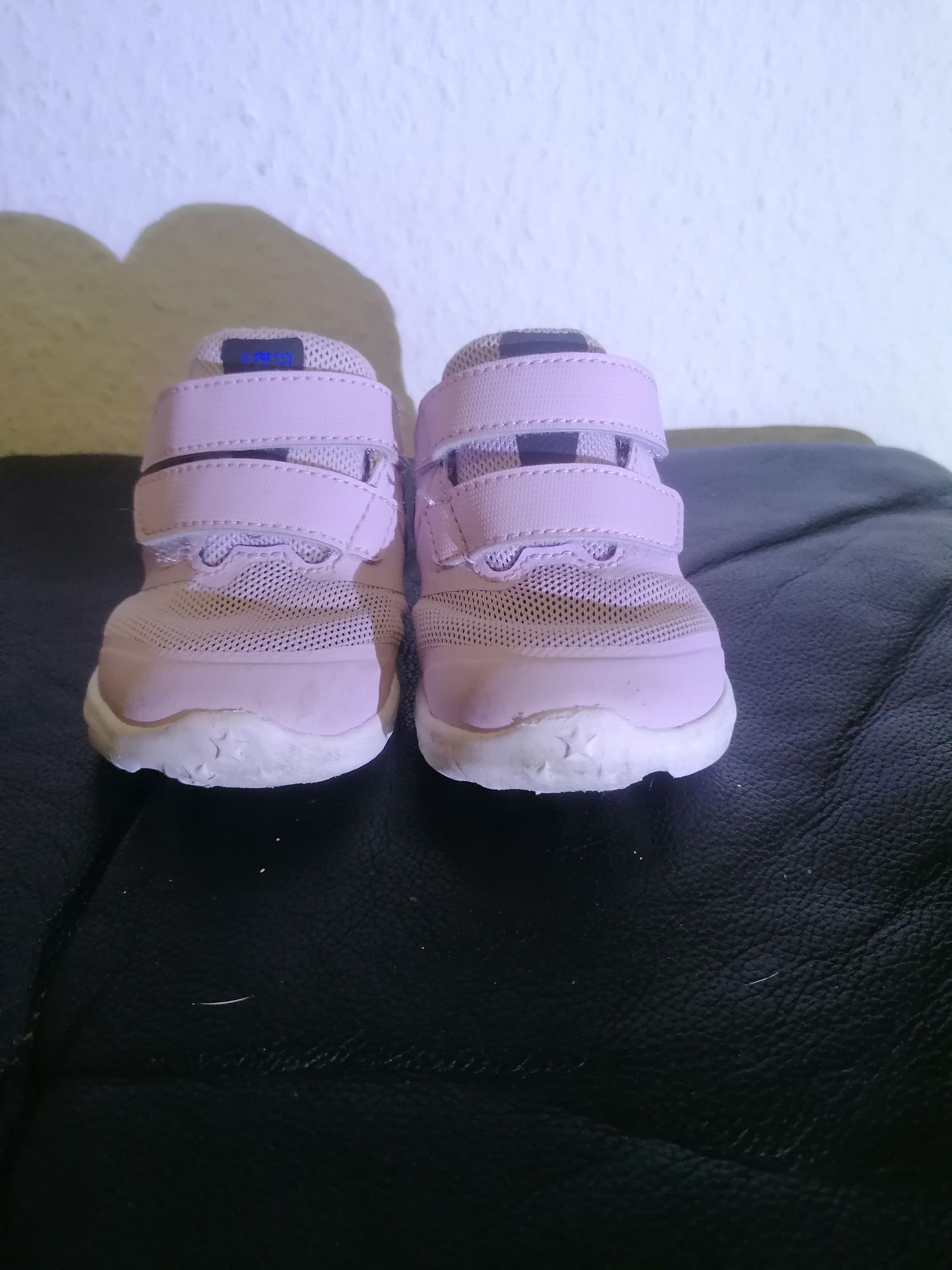 Дитячі кросівки "Nike Star Runner" для дівчинки, розмір 21