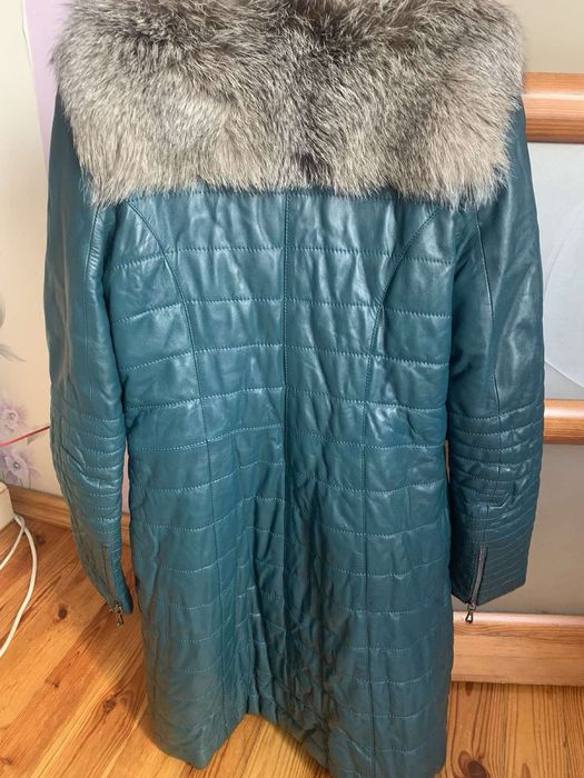 Жіноча куртка з натуральної шкіри