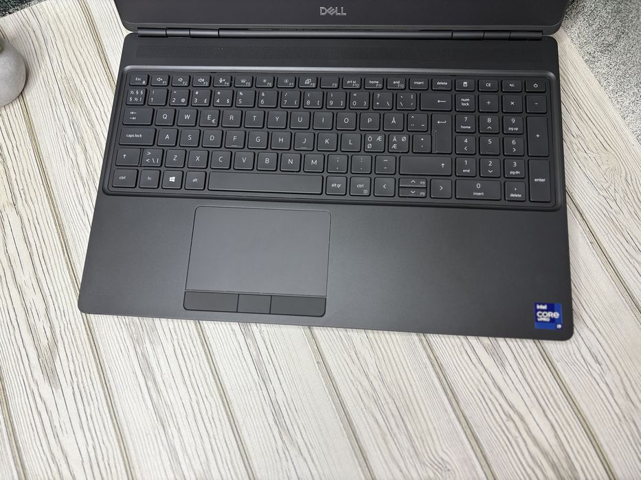 Dell Precision 7560|i9-11950H|32GB RAM|SSD 512|Quadro RTX A4000 8 GB