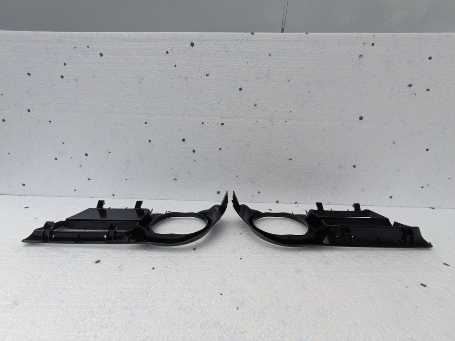 Ramka kratka zderzaka Toyota Corolla  Verso