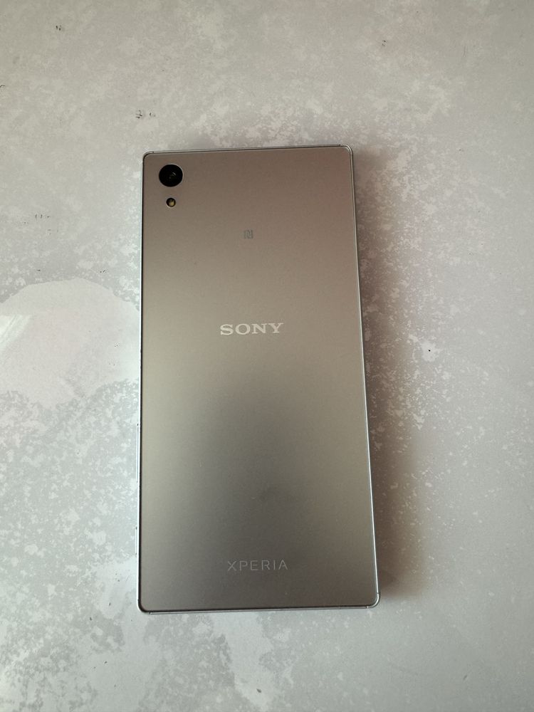 Sony Xperia Z5 Dual E6633