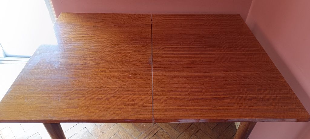 Mesa de jantar Olaio