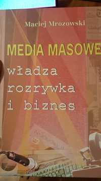 Media masowe Maciej Mrozowski
