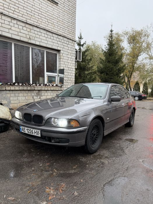 Бмв 5 автомат газ бенз