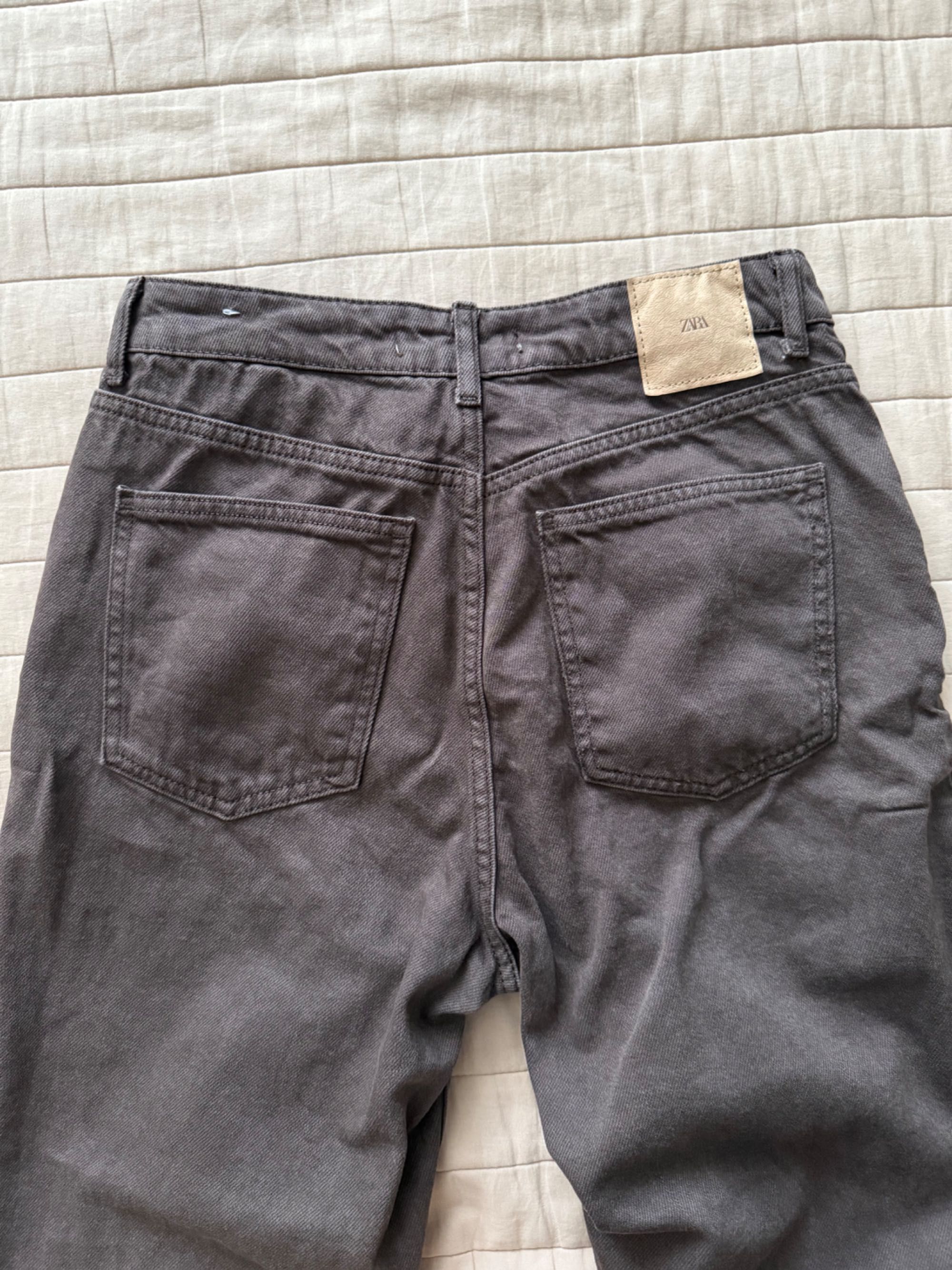 Джинси Zara шоколадні 38р