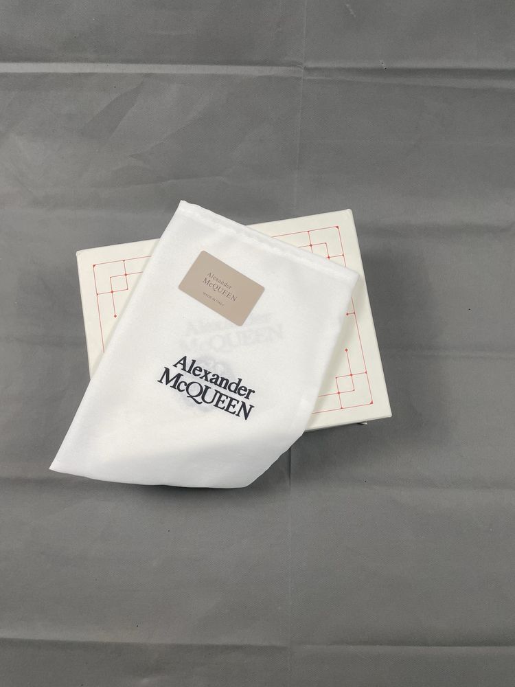 Alexander McQueen White|Black