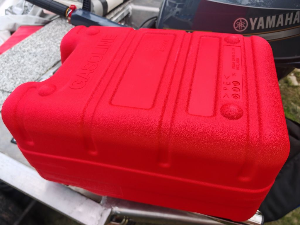 Бак топливный Yamaha 24л. Оригинал. Лодочный бак
