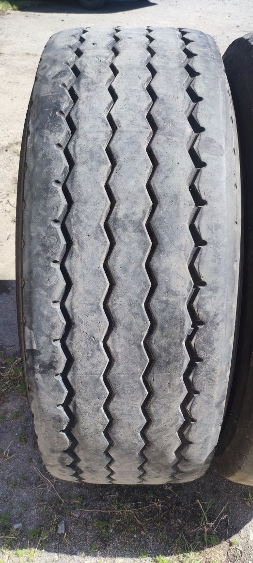 Пара шин 385/65/22.5 Bridgestone R168