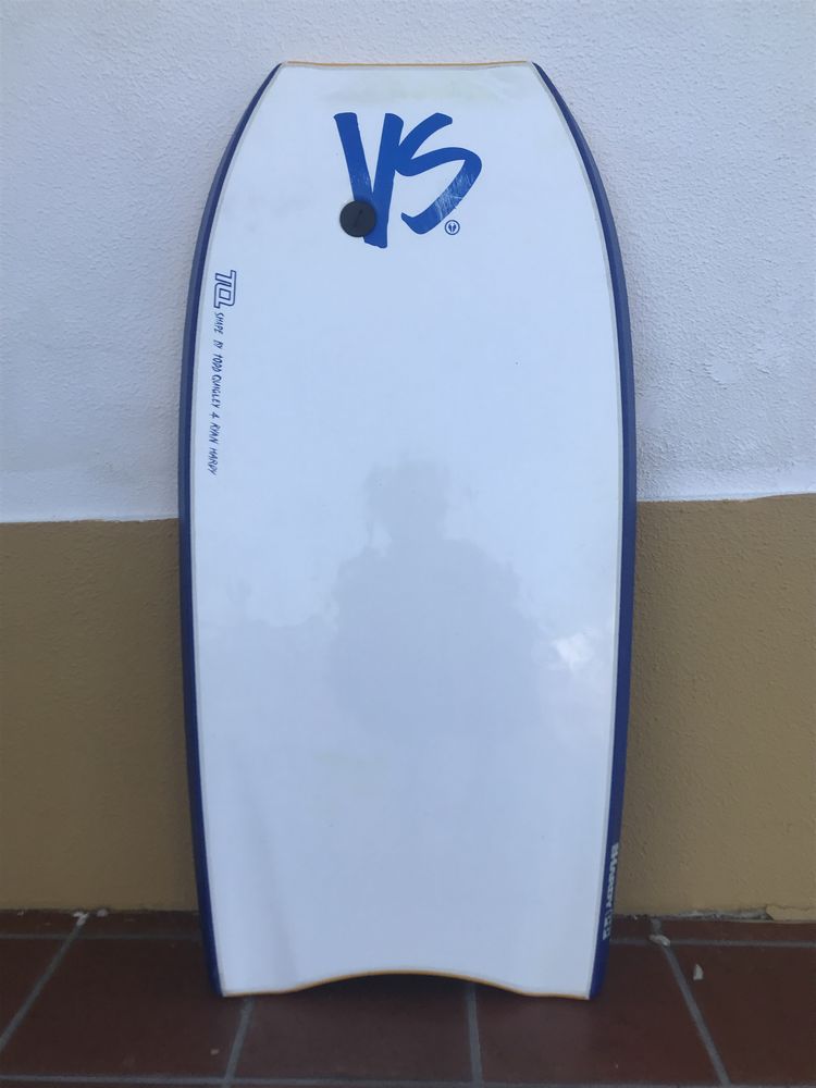 Prancha bodyboard VS Ryan Hardy & capa creatures of leisure