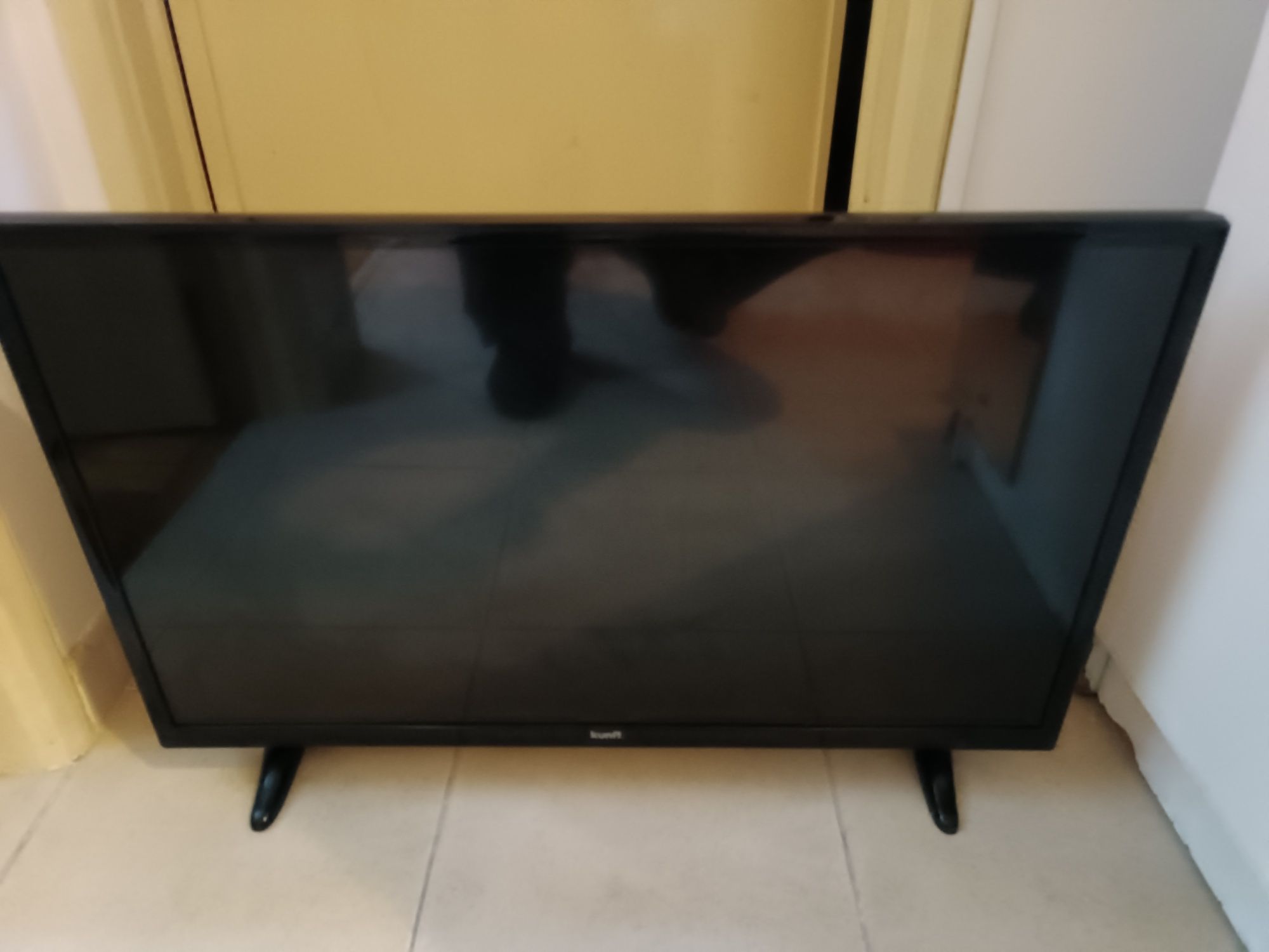 TV led Kunft Modelo 32 VDLM 16