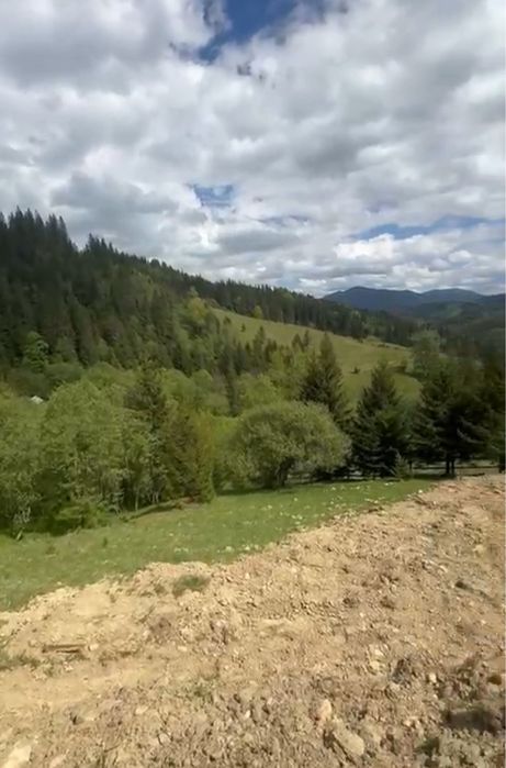 Підїздна  діоянка в Дземброні .