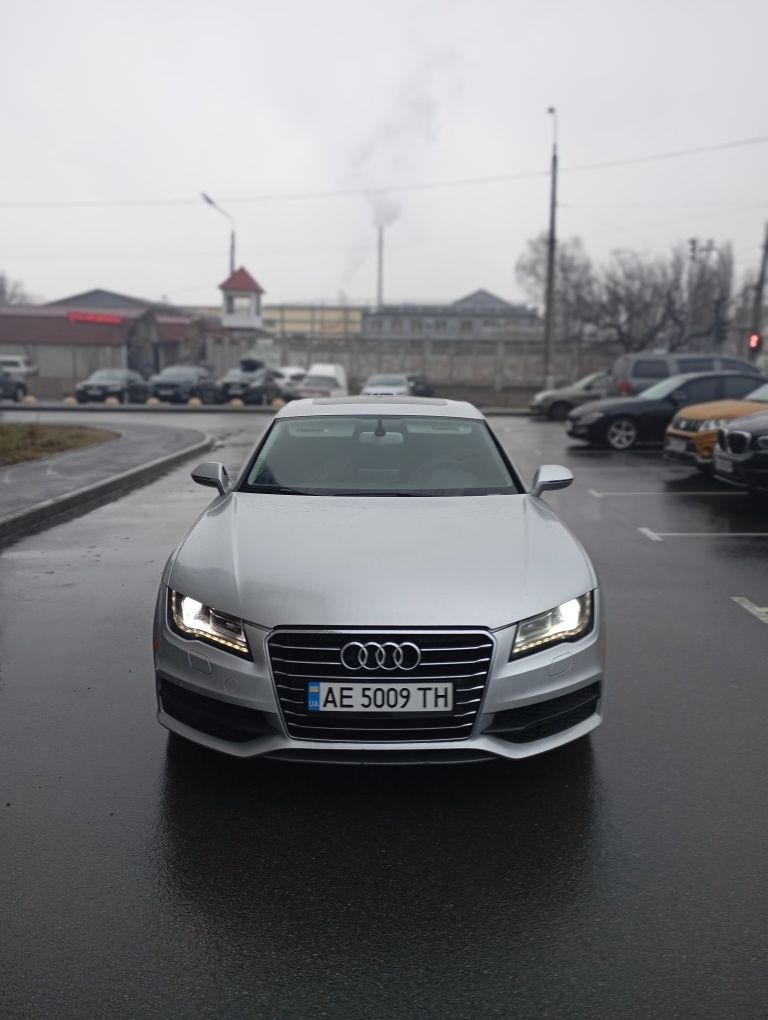 Audi A7 SPORTBACK 2012