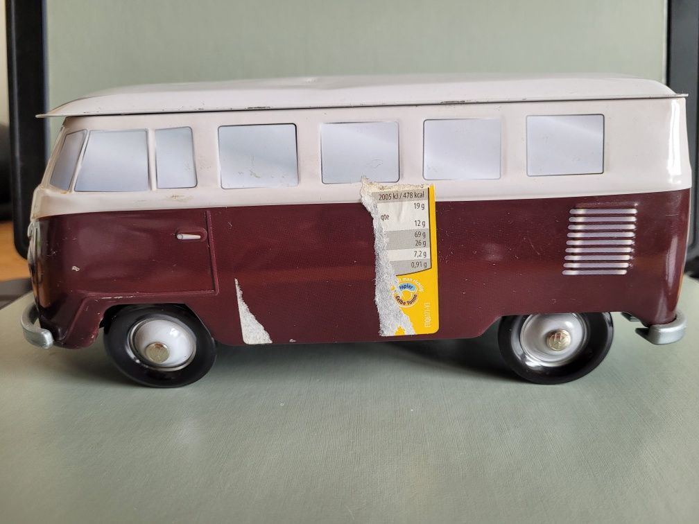 Blaszane pudełko autobus VW auto 23 cm