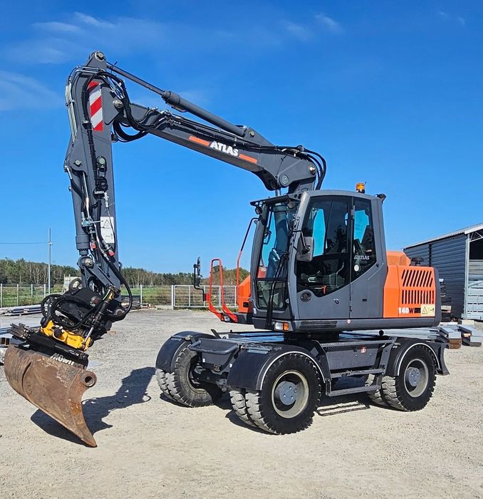Atlas 140 w  Atlas 140 W +engcon z szczypcami