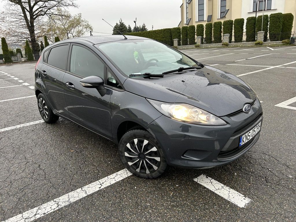 Ford fiesta 2010