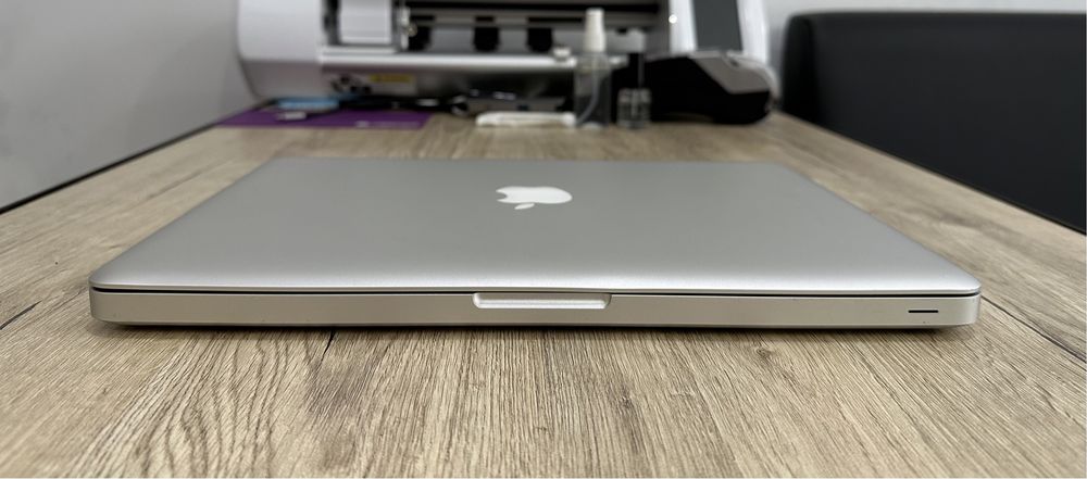 Apple MacBook Pro 13" 2012р i5/4/512gb Silver ідеальний стан 185$
