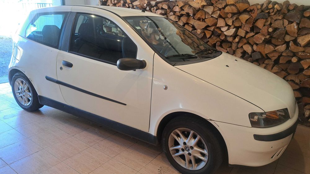 Vendo Fiat Punto Sport 1.2 (gasolina) de março de 2000