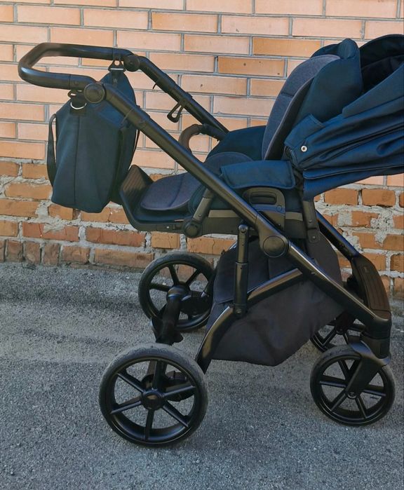 Коляска 2 в 1 Roan Bass Next Emerald mood