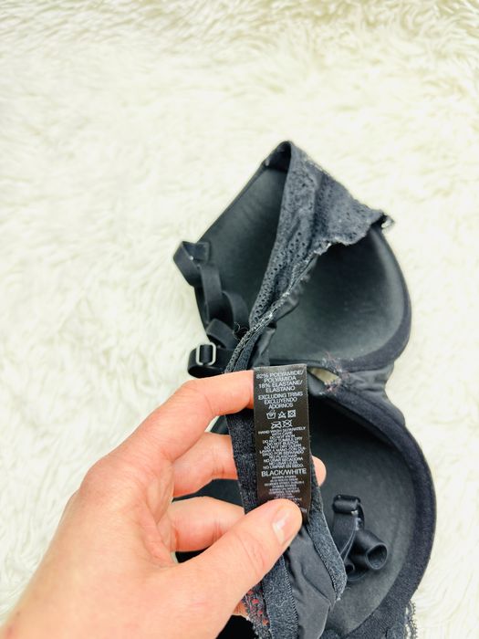 Biustonosz usztywniany 75C czarny Dunnes