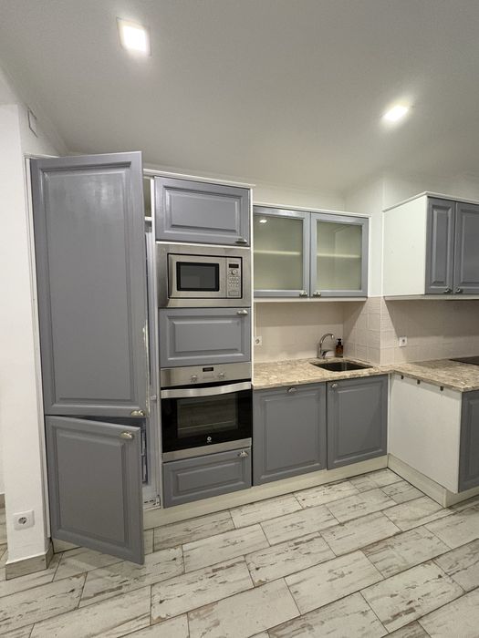 Cozinha completa com Pedra e Máquinas incluídas