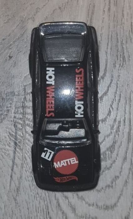 Autko samochód resorak Hot Wheels Ford Sierra Cosworth