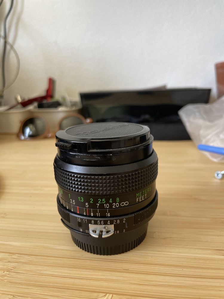 Lente Vintage Vivitar 28mm f2.0 manual para Nikon emount