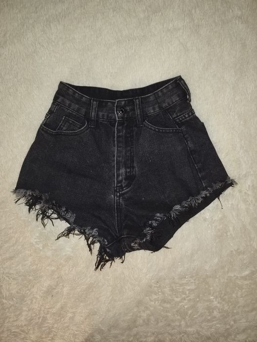 Джинсові шорти жіночі