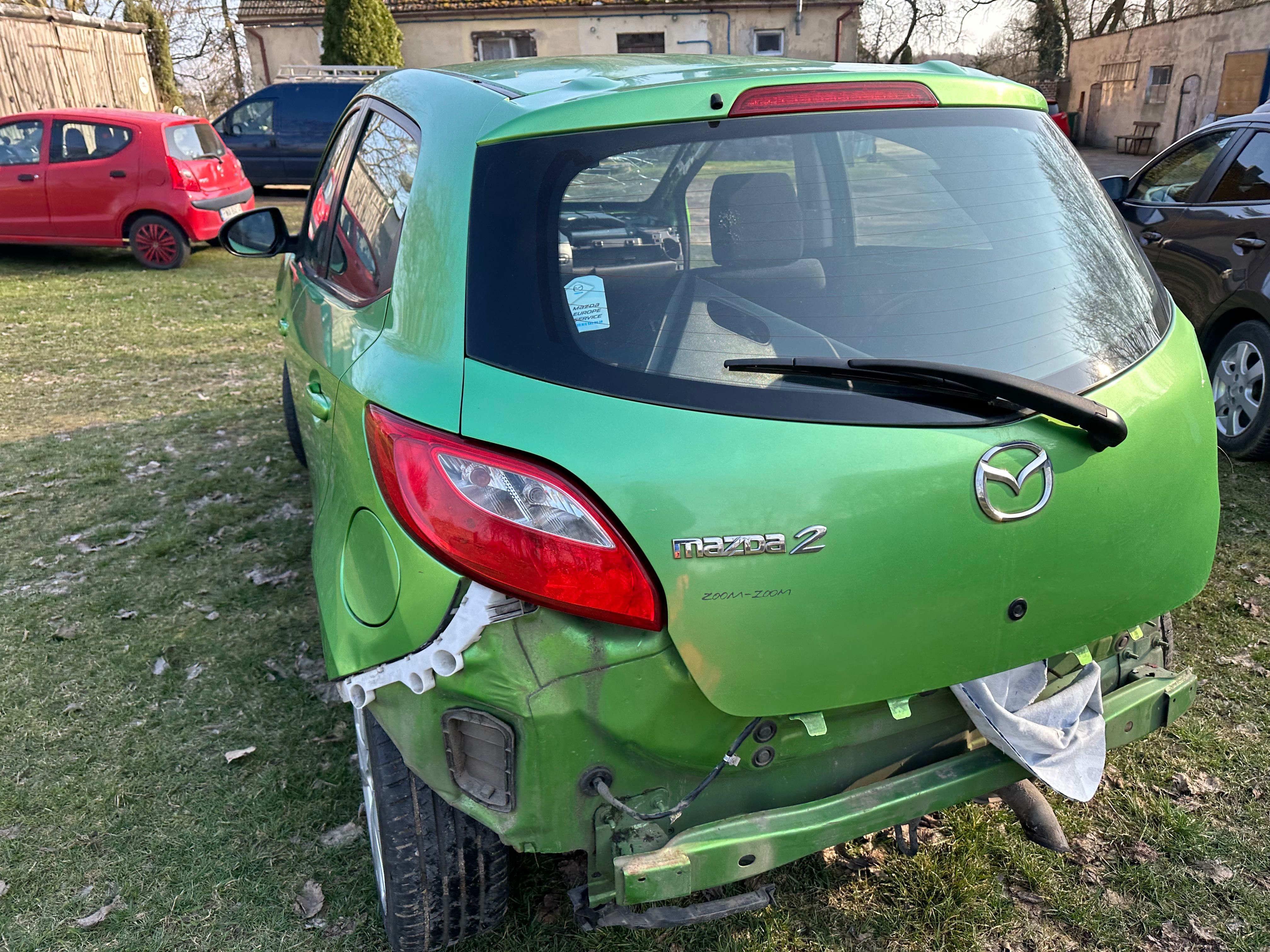 Mazda 2 de na części