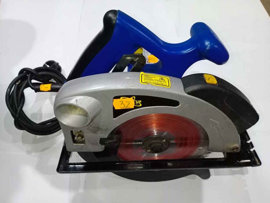 .Pilarka  ręczna z laserem POWER UP