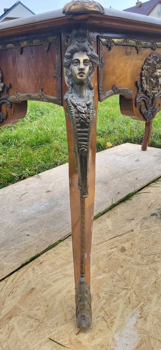 Stół w stylu Ludwika XV/XVI