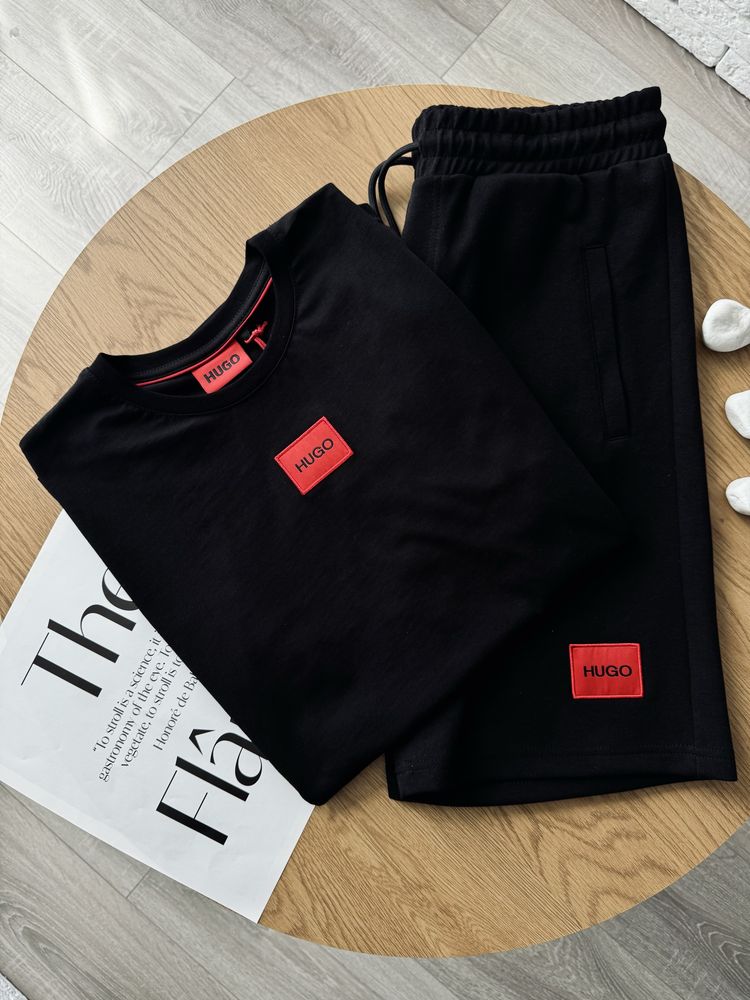 Літній костюм від Hugo Boss чорний