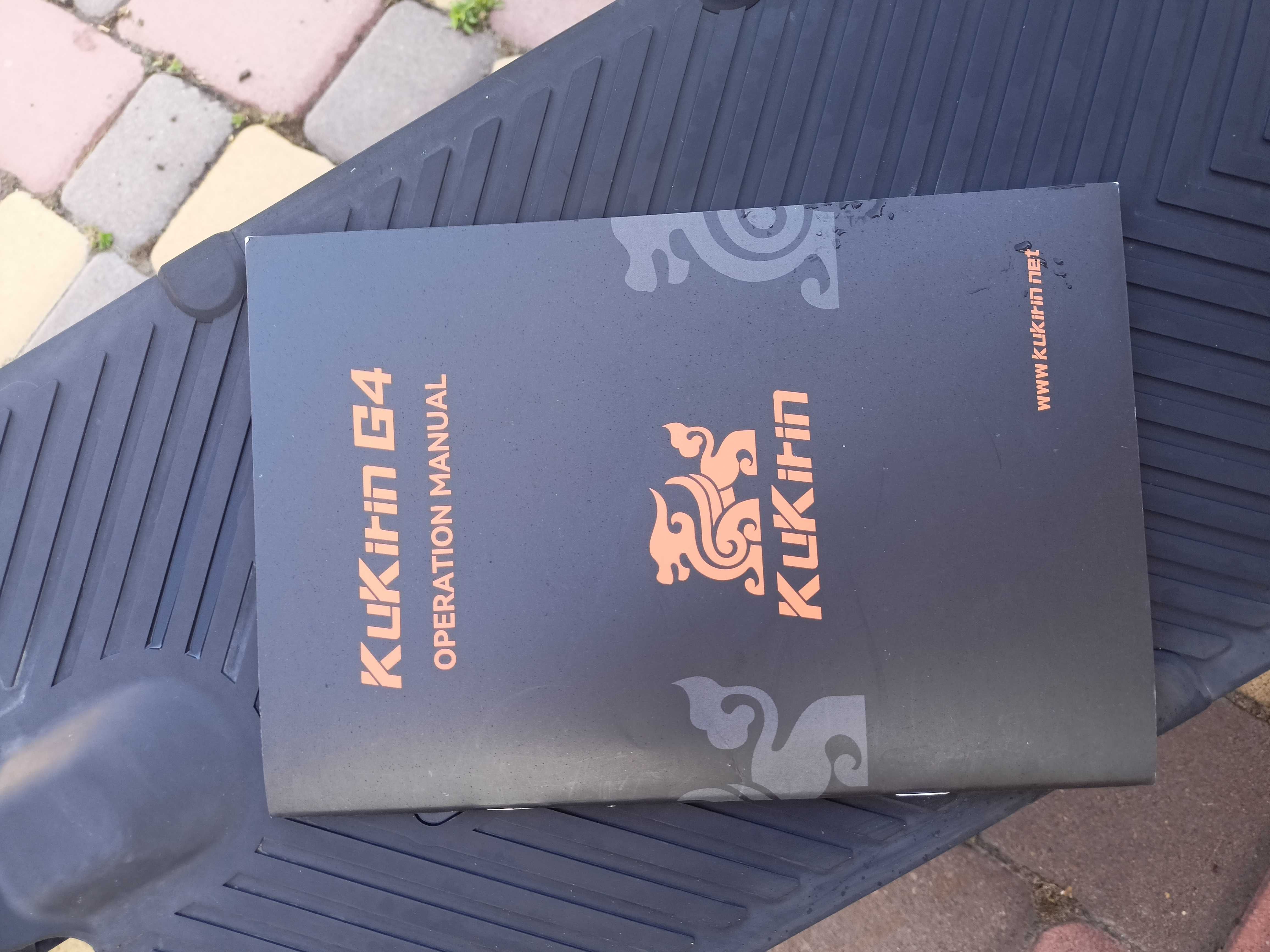 Продам электросамокат Kukurin g4