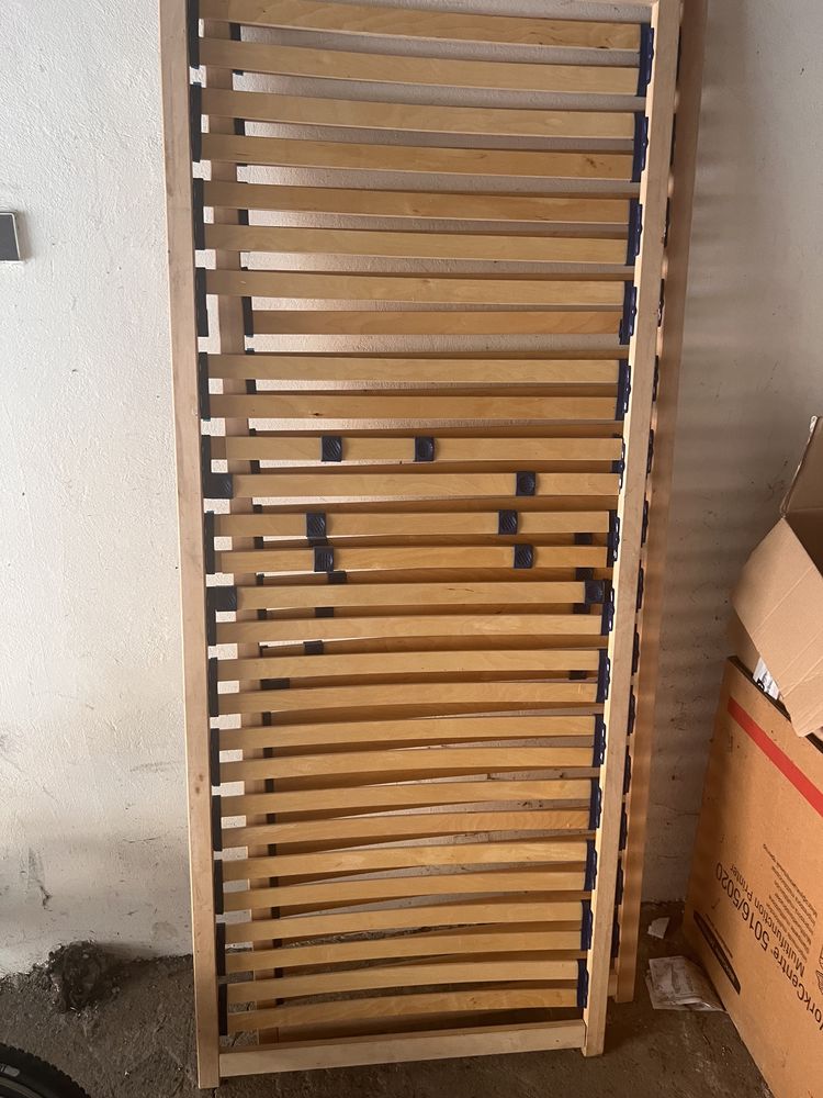 Dwa stelaze pod materqc  80 cm