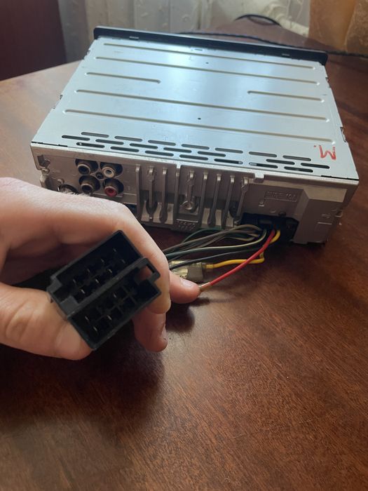 Магнитола Sony CDX-G1100U