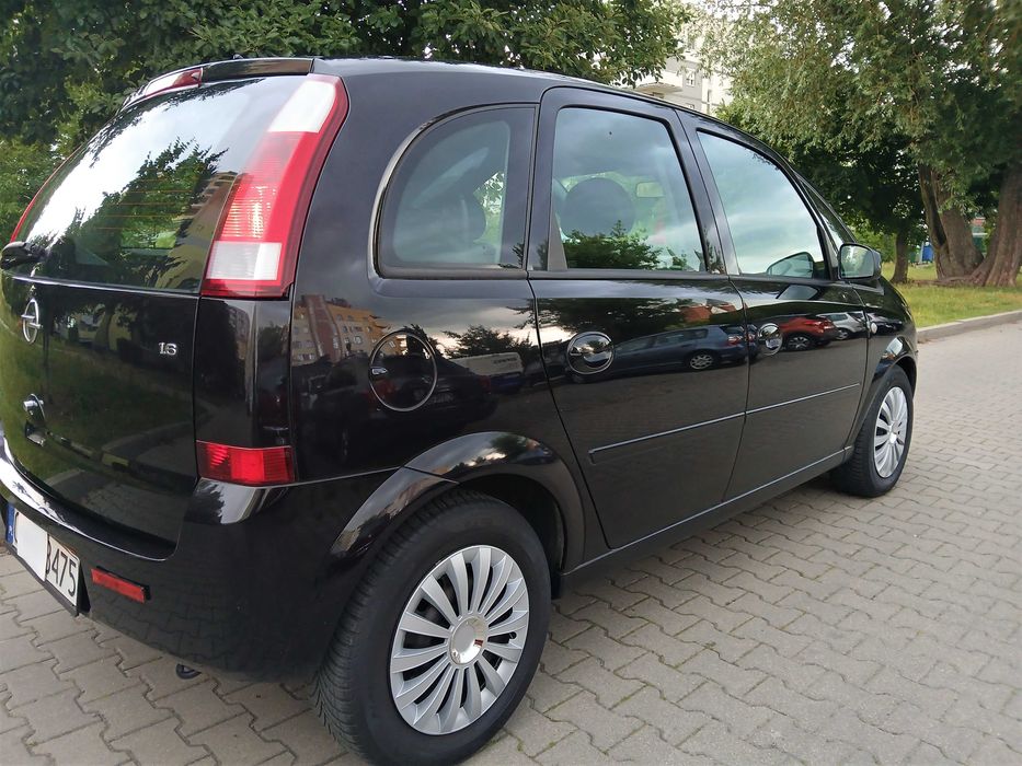 Meriva  klima chłodzi,1.6benzyna  przegląd+oc VII-2025