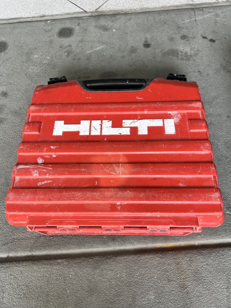 Máquina de furar HILTI