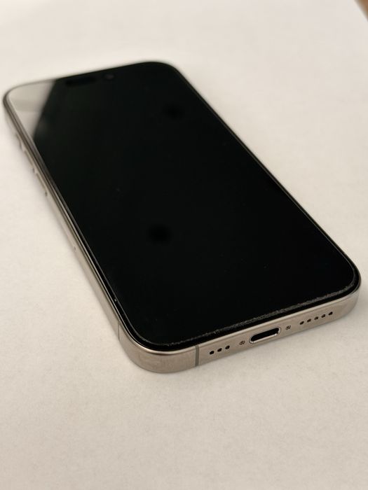 Iphone 15 Pro 128Gb 90% baterii szklo case