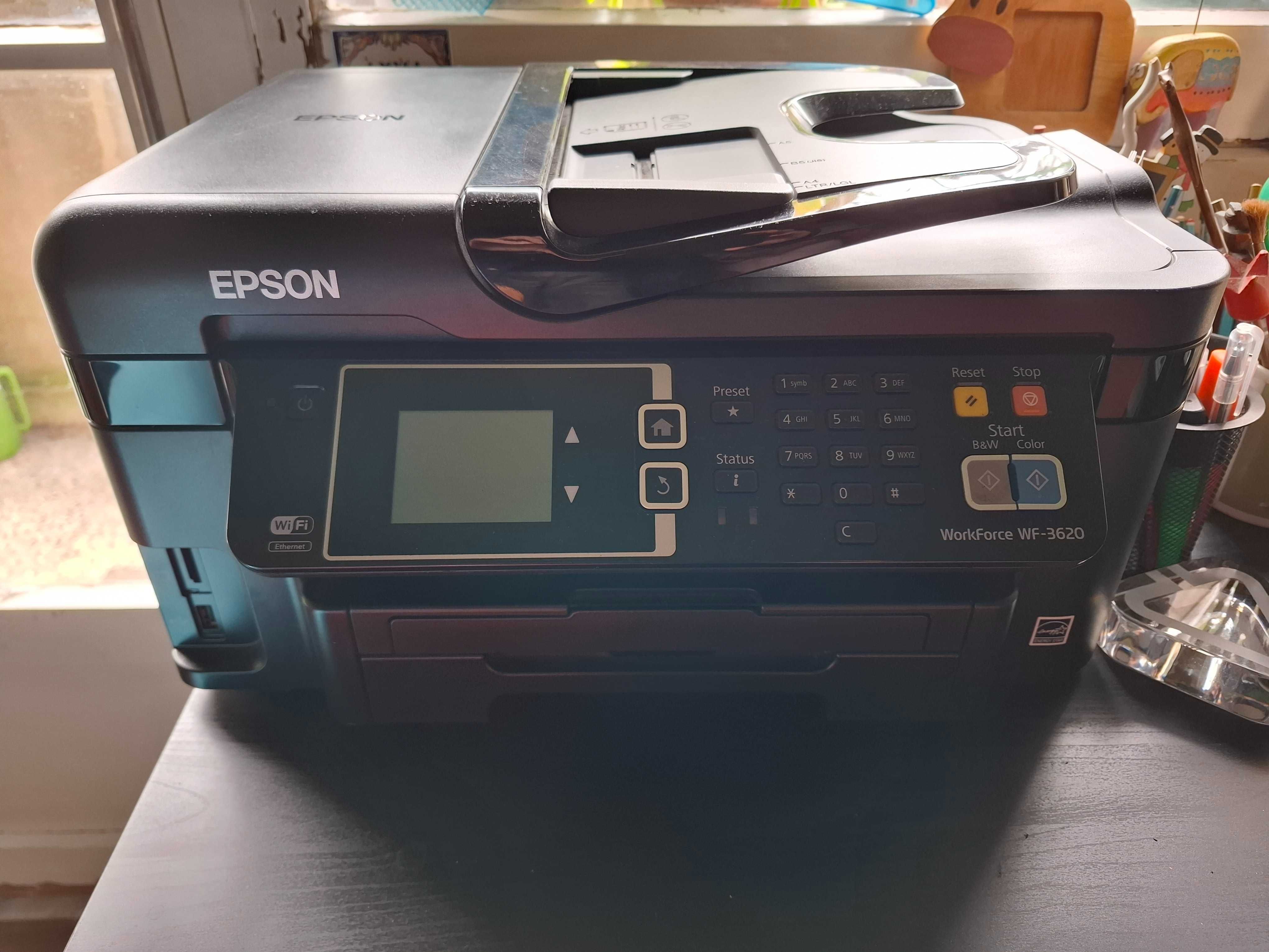 Multifunções (impressora, scanner, fotocopiadora) EPSON em bom estado