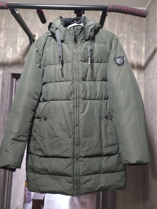 Куртка зимова чоловіча у відмінному стані