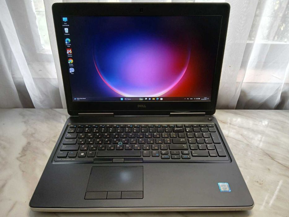 игровой ноутбук Dell precision 7510 E3-1505M v5/1,25Tb/16Gb/M2000 4Gb