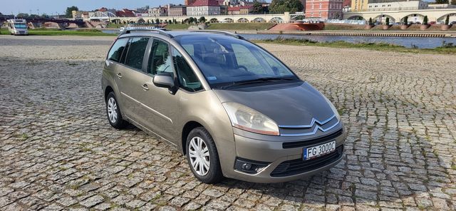 Citroen C4 Grand Picasso 2.0 hdi *klima*hak*7 os.* jasny środek