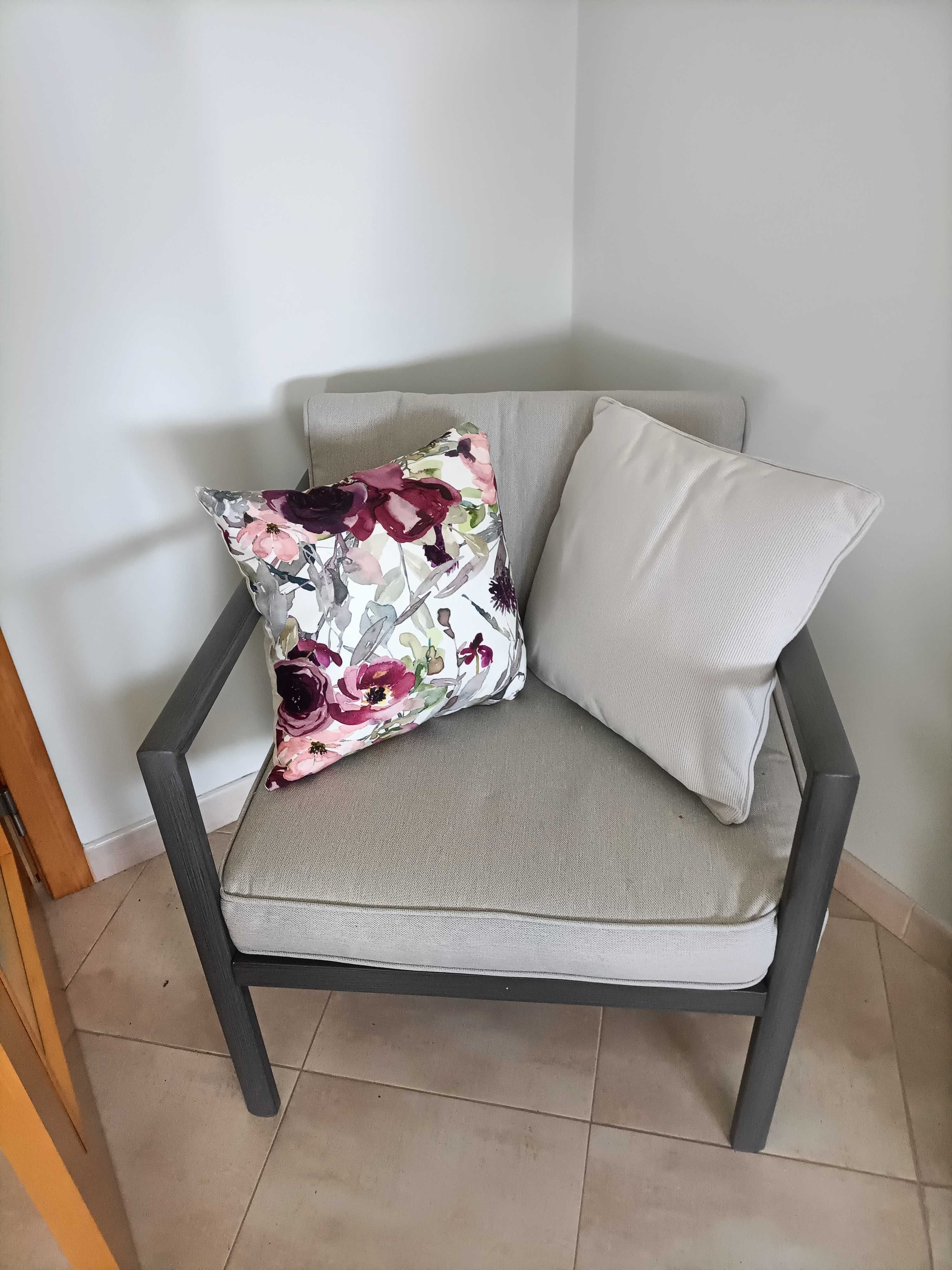 Vendo sofá de jardim