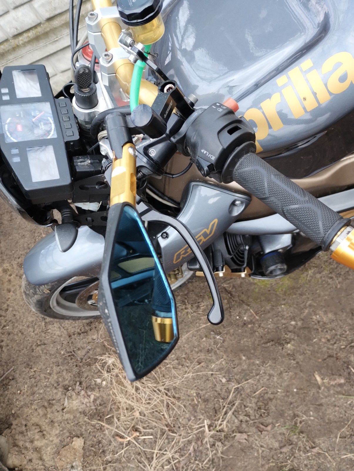 MOTOR APRILIA RSV 1000 TUONO MILLE R RR SP 140 koni mechanicznych