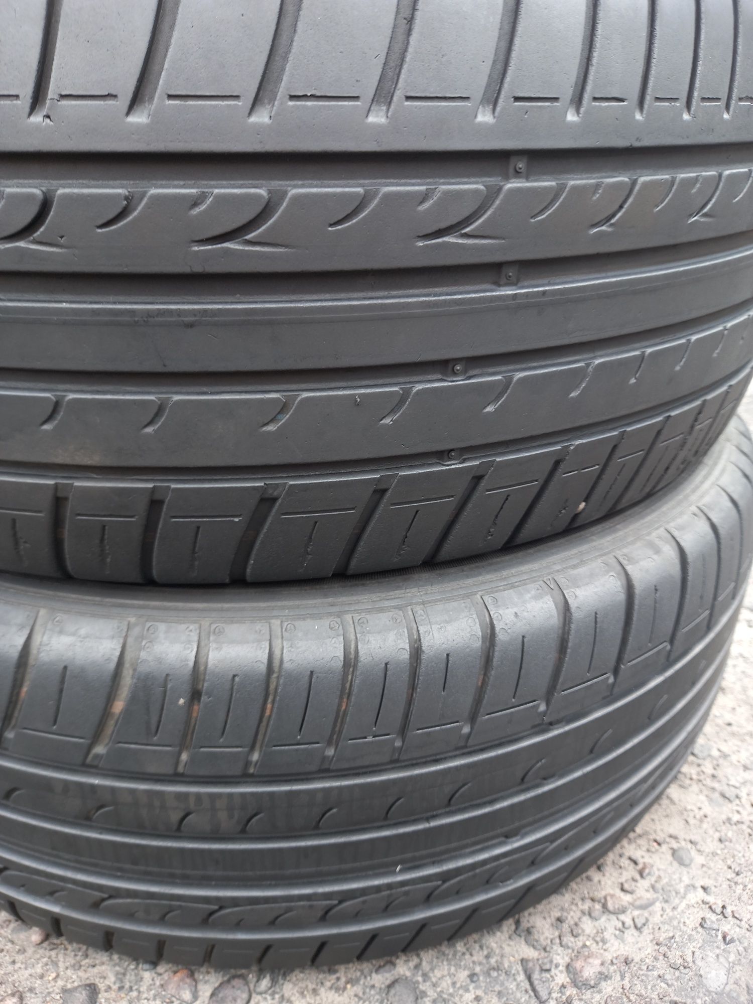 Opony używane 215/55/16 dunlop 4x6 mm