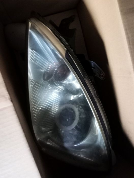 Фари на Мітсубіші ланцер 9