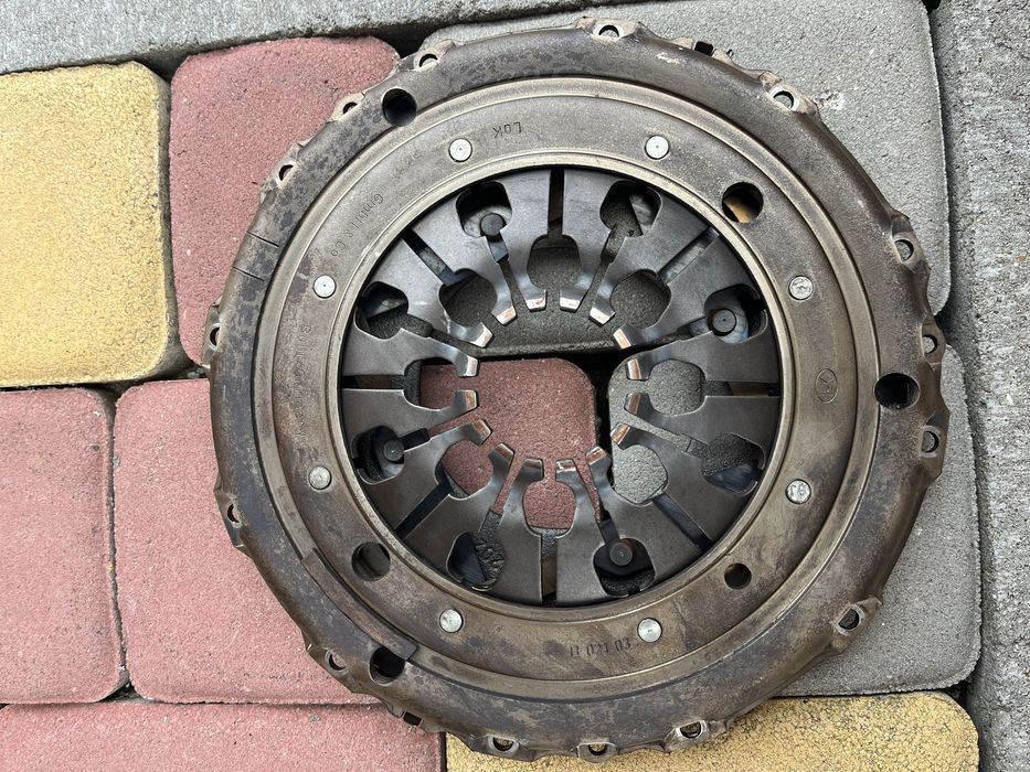 Демпфер/маховик+комплект щеплення+вижимний підшипник VW Transporter T4