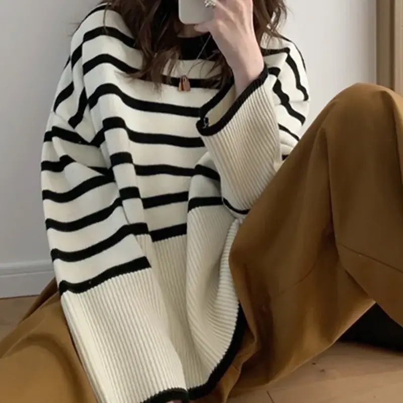 Світер , пуловер жіночий молочний в полоску светр кофта