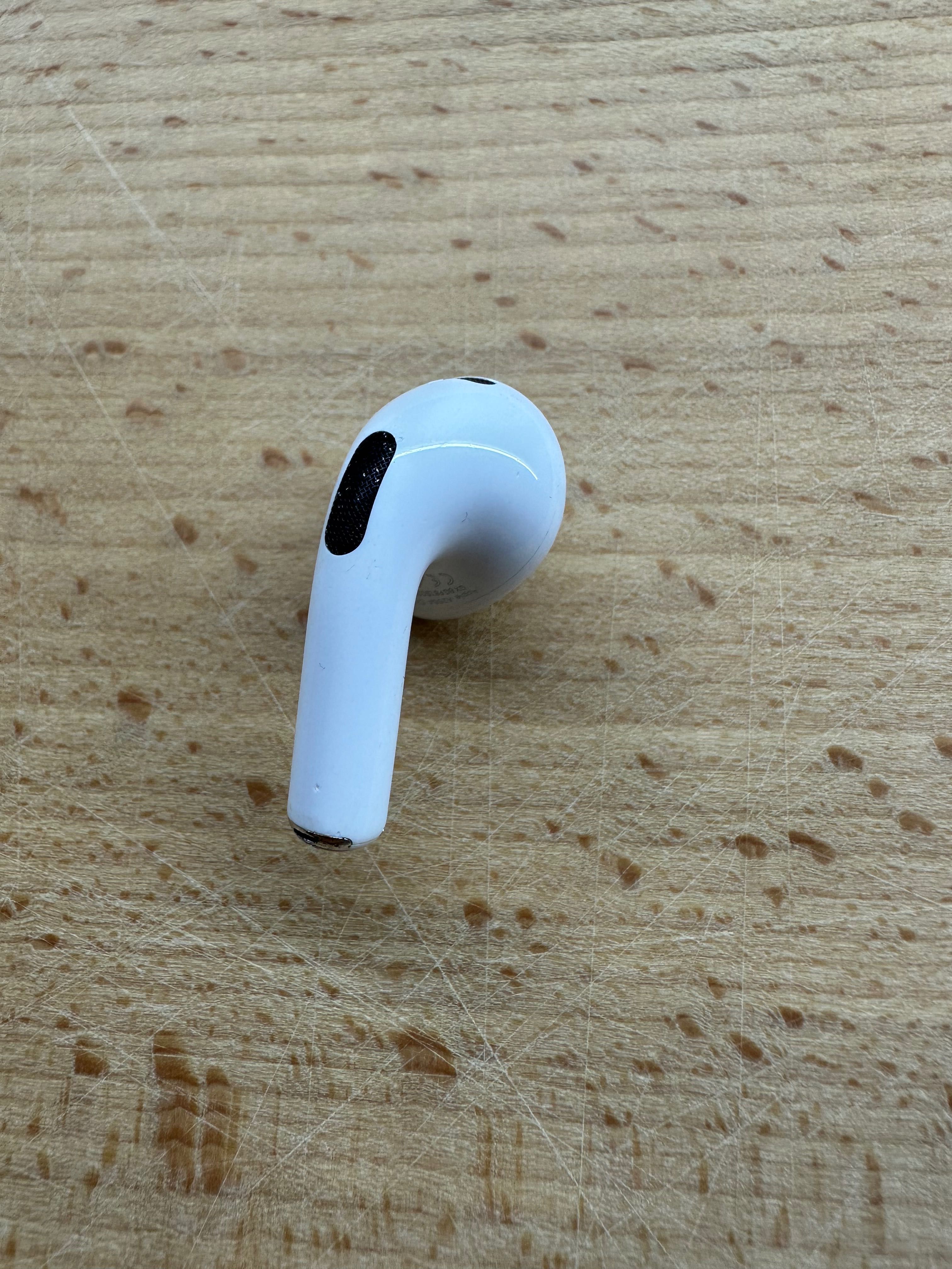 Оригінальний лівий навушник Apple AirPods 3 a2564