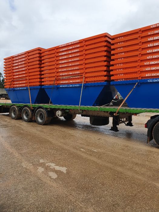 CARRINHAS e CONTENTORES para recolha de entulho e resíduos urbanos